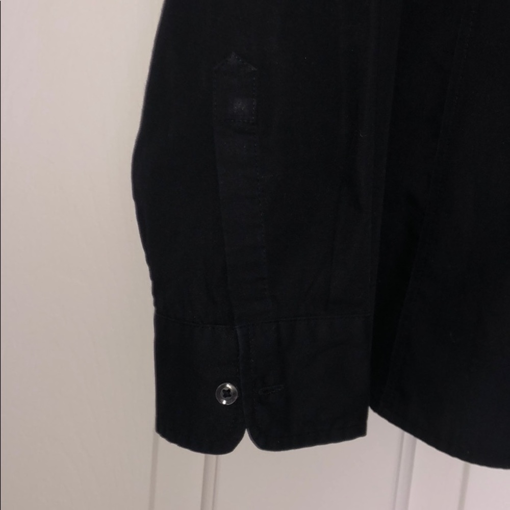 Button up - Picture 3 of 4